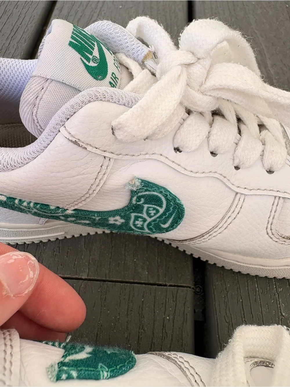 Nike Womens White Sneakers with Green Swoosh Accent